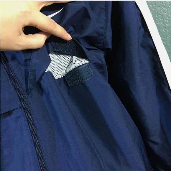 EUC Nike Navy and White Hooded jacket - Picture 5 of 13